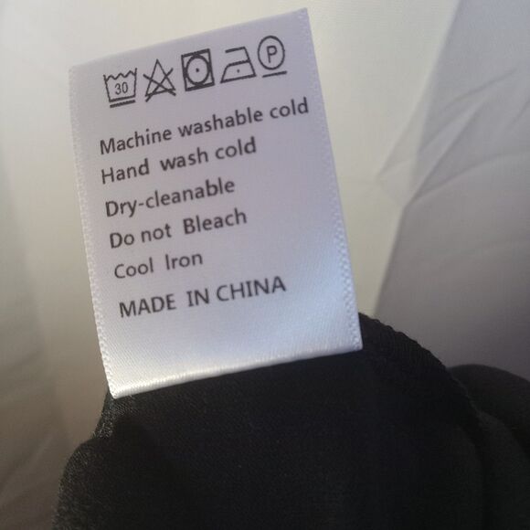 Dealmore Black Tank Top, Small - Picture 4 of 5